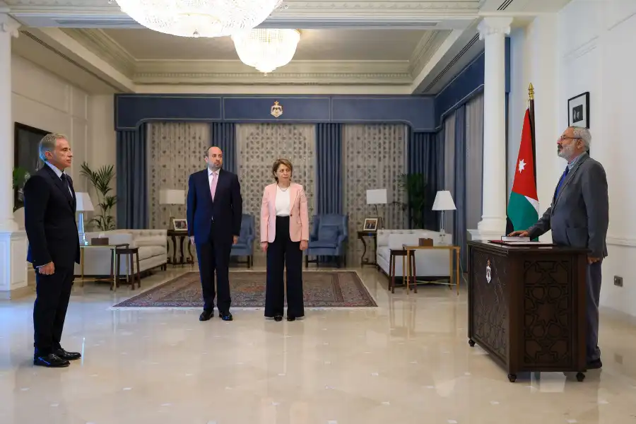 مدار الساعة,أخبار الأردن,اخبار الاردن,الدكتور جعفر حسان,رئيس الوزراء,رئاسة الوزراء,معهد الإدارة العامة,الإرادة الملكية السامية