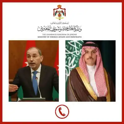 الصفدي يهاتف نظيره السعودي.. وهذا ما