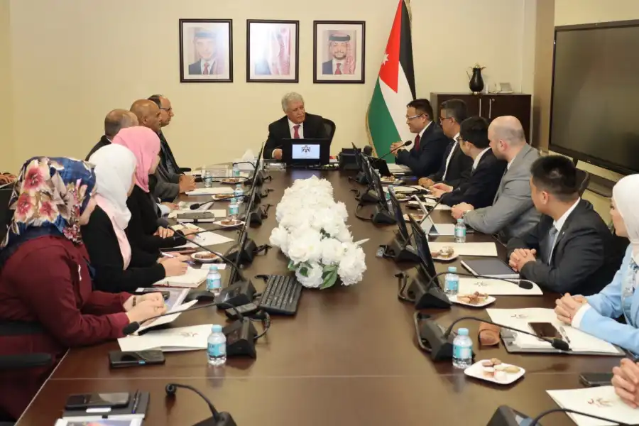 مدار الساعة,أخبار البنوك والشركات,وزير النقل,وزارة النقل