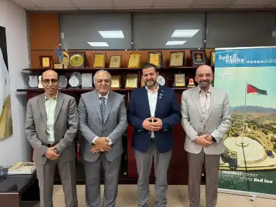 ثابت النابلسي لوفد نقابة الفنانين الأردنيين: