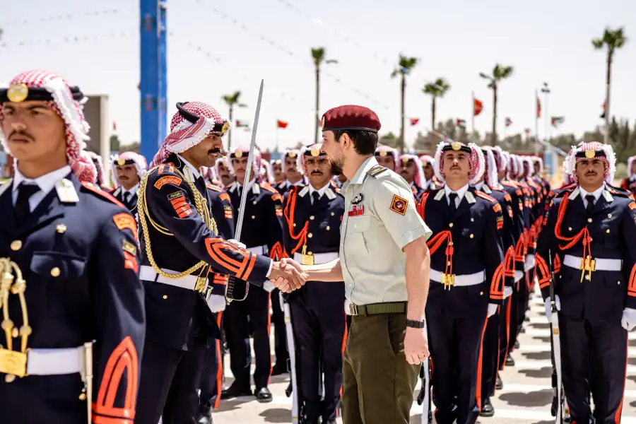 مدار الساعة,أخبار الأردن,اخبار الاردن,أخبار الجامعات الأردنية,وزير الدفاع,الدكتور جعفر حسان,ولي العهد,الأمير فيصل بن الحسين,رئيس الوزراء,هيئة الأركان المشتركة,القوات المسلحة الأردنية,راشد بن الحسن,الديوان الملكي الهاشمي,الأمن العام,جامعة مؤتة,القوات المسلحة,الجيش العربي