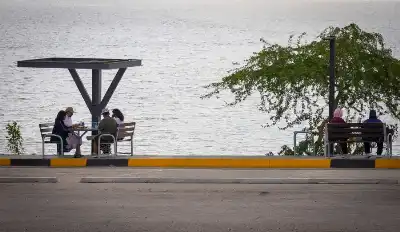 فتح كورنيش البحر الميت مجانا للعائلات