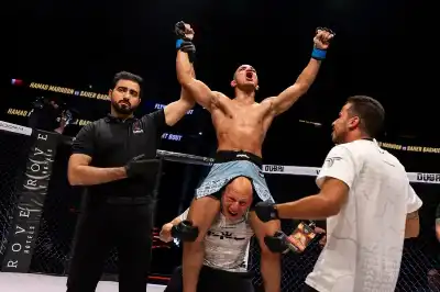المقاتل الأردني ساهر قاسمية يخطف الأنظار