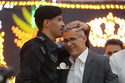 أحمد الشاعر يحتفل بتخرج نجله غيث