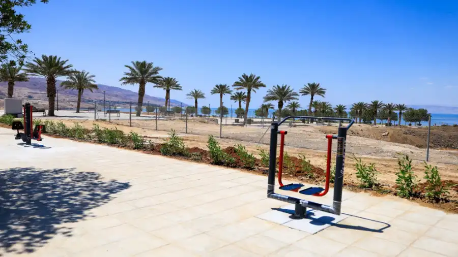 مدار الساعة,أخبار السياحة في الأردن,عيد الاستقلال,عيد الأضحى,البحر الميت