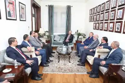 العيسوي يلتقي أعضاء جمعية سبيل الطفيلة