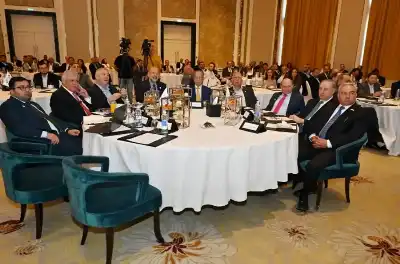 العدوان يستعرض تجربة إقليم البترا ويوصي