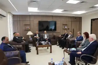 رئيس مجلس هيئة النزاهة يستقبل مجلس