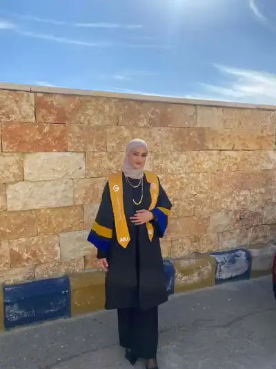 المحامية أنوار الحنيطي.. مبارك الماجستير