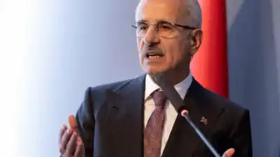 وزير النقل التركي: خط حديدي جديد
