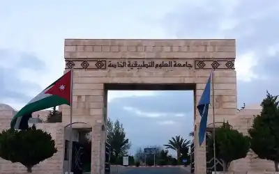 م. أبو خديجة يبيع 10 آلاف