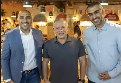 الملك يزور مطعم خاشوقة فرع دالاس