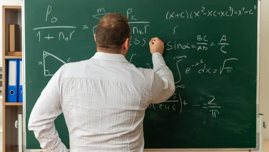 مدار الساعة,أخبار المجتمع الأردني,محمد الخلايلة