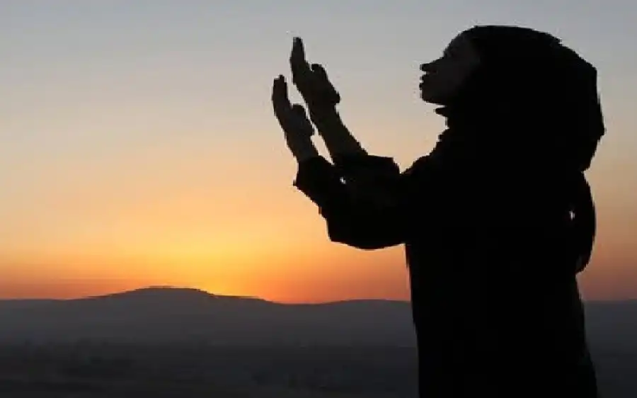 مدار الساعة,شؤون دينية