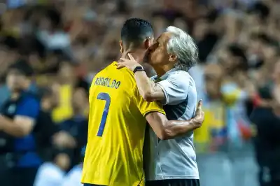 مدرب النصر والهلال السعوديين السابق مدربا