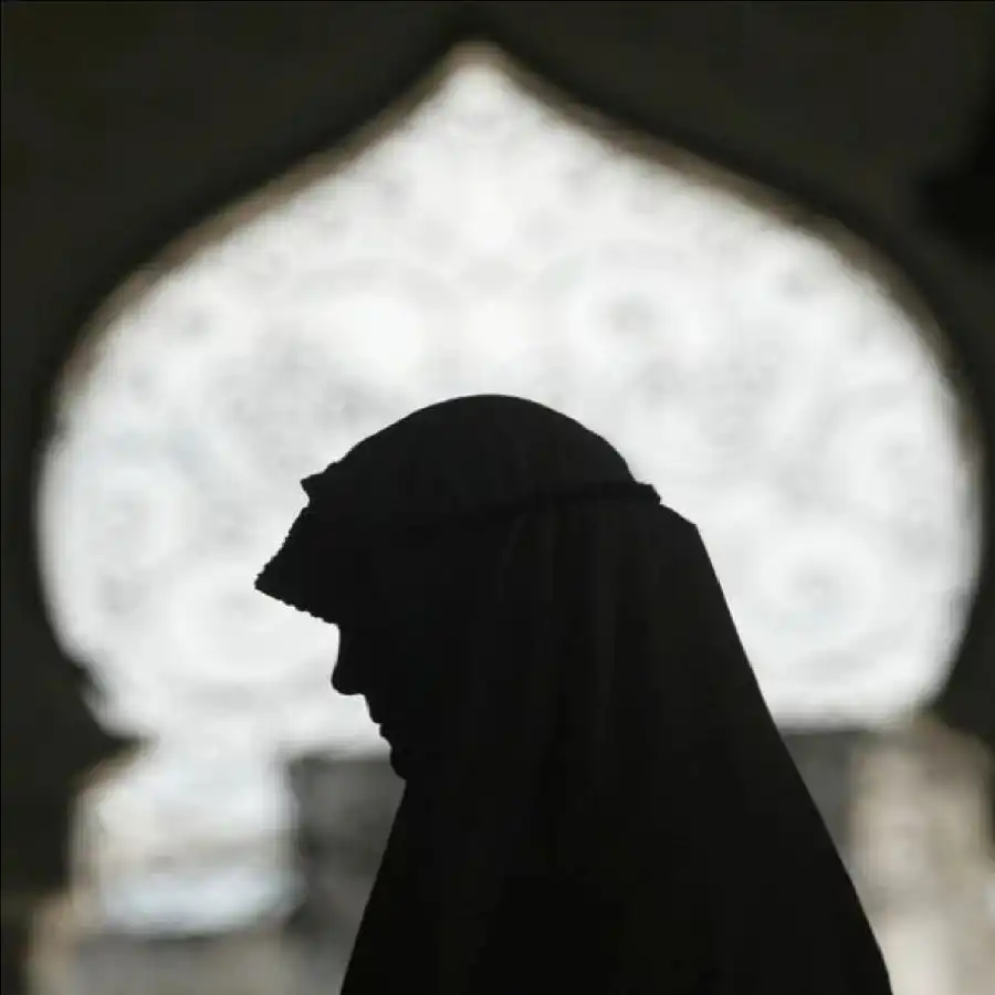 مدار الساعة,شؤون دينية