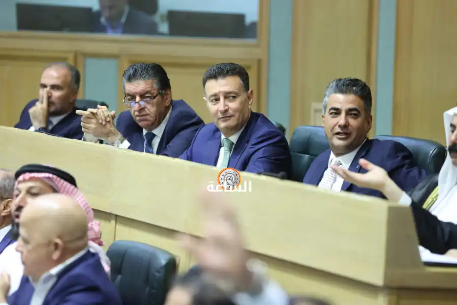 مدار الساعة,أخبار مجلس النواب الأردني,رئيس الوزراء,دائرة الأراضي والمساحة,مجلس النواب,وزارة التربية والتعليم