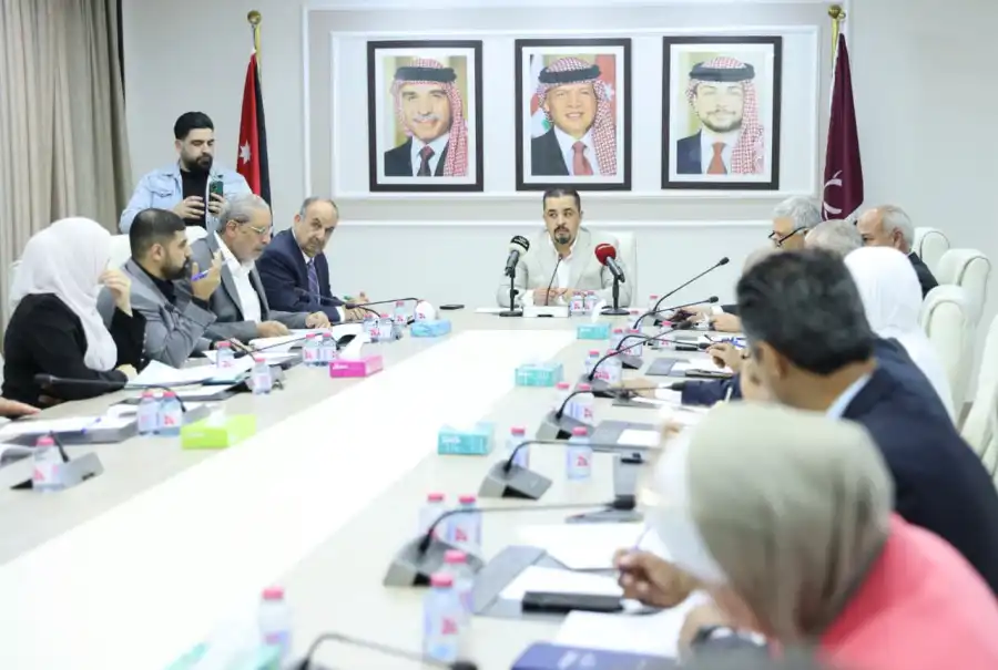 مدار الساعة,أخبار مجلس النواب الأردني,وزير العمل,التنمية الاجتماعية,التدريب المهني