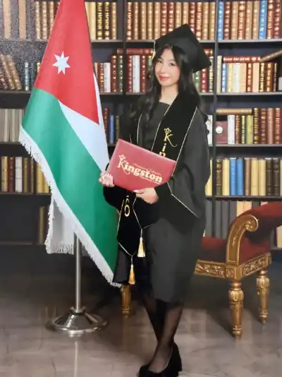 جود أبو هاني.. مبارك التخرج
