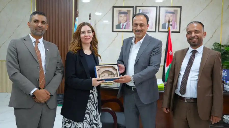 مدار الساعة,أخبار الجامعات الأردنية,جامعة الزرقاء,اللجنة الدولية للصليب الأحمر,سيادة القانون