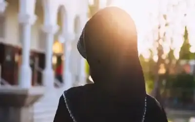 مملكة المرأة المسلمة.. بين فطرة التربية