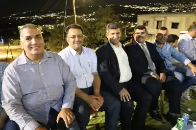 عشيرة الخوالدة تستقبل المهنئين بماجستير عبدالباسط