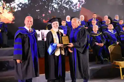 رئيس مجلس أمناء جامعة البترا يرعى