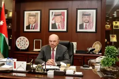فيصل الفايز: الأردن سيرد عسكريا على