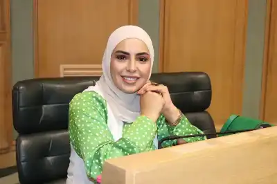 الحجايا رئيسة لكتلة حزب عزم النيابية