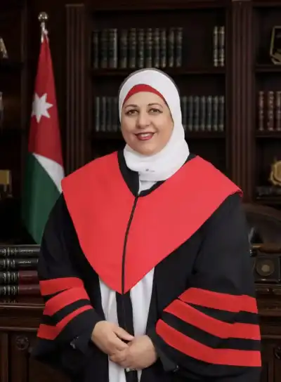 الدكتورة ياسمين الموسى النعيمات.. مبارك الأستاذية
