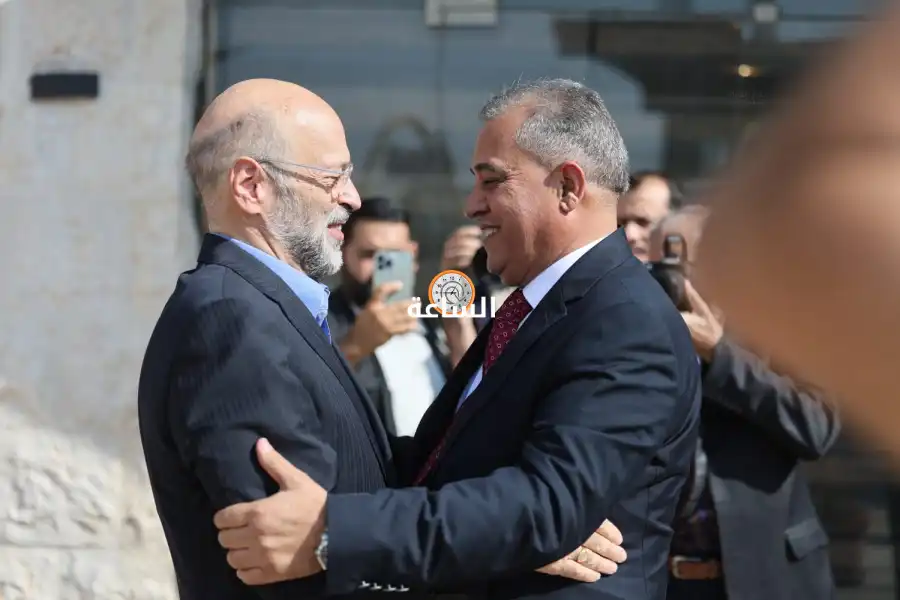 مدار الساعة,Video,فيديو,أخبار مجلس النواب الأردني,أخبار المجتمع الأردني,جاهات وأعراس الأردن,صالح العرموطي,عزمي محافظة,النائب صالح العرموطي,عمر الرزاز,النائب أحمد الهميسات,النائب أحمد الصفدي,النائب مازن اقاضي,مازن القاضي
