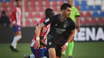 الوحدات يتعاقد مع المغربي عبد المطلب