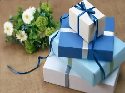 حكم استعارة الهدايا والموهوبات ومدى دخولها