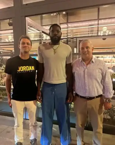 تجنيس لاعب اميركي في صفوف منتخب