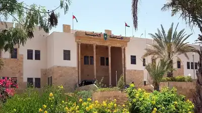 افتتاح سكن الطالبات والبوابة الرئيسة للجامعة