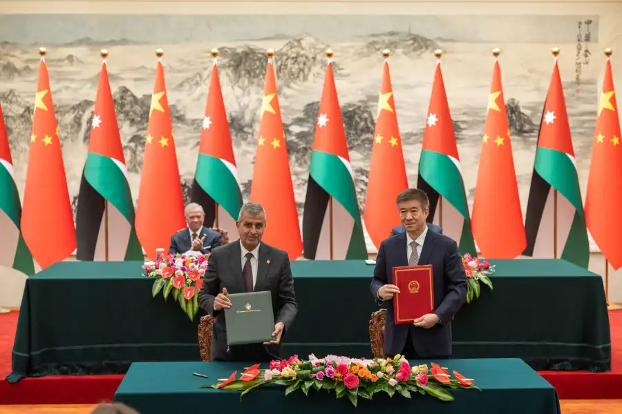 مدار الساعة,أخبار الأردن,اخبار الاردن,نائب رئيس الوزراء,وزير الخارجية وشؤون المغتربين,وزير الصناعة والتجارة والتموين,وزير الطاقة والثروة المعدنية,وزير الاقتصاد الرقمي والريادة,وزارة الصناعة والتجارة,رئيس الوزراء,أيمن الصفدي,يعرب القضاة,الدكتور صالح الخرابشة,سامي سميرات,وزارة الاقتصاد الرقمي والريادة,وزارة التخطيط والتعاون الدولي,وزارة الزراعة,وزارة الصناعة,وزارة الاقتصاد الرقمي,الملكية الأردنية,وزارة التخطيط,هيئة تنشيط السياحة,وكالة الأنباء الأردنية,المجلس الأعلى للعلوم والتكنولوجيا,المجلس الأعلى لحقوق الأشخاص ذوي الإعاقة,شركة الخطوط الجوية الملكية الأردنية,التجارة الإلكترونية,وزارة الاتصال الحكومي