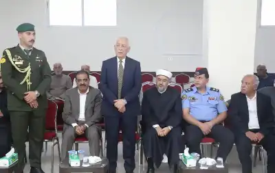 الديوان الملكي يعزي عشيرة الزيود (صور)