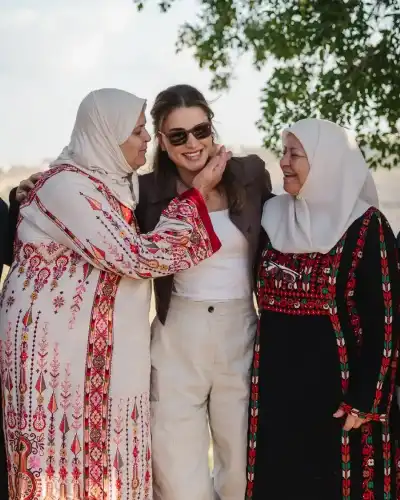 عيد ميلاد الملكة مناسبة تعتز بها