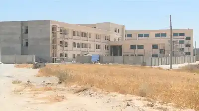 الأشغال تحمل وزارة المالية مسؤولية توقف