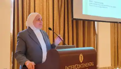 صندوق الطاقة المتجددة يستعرض برامجه لتعزيز