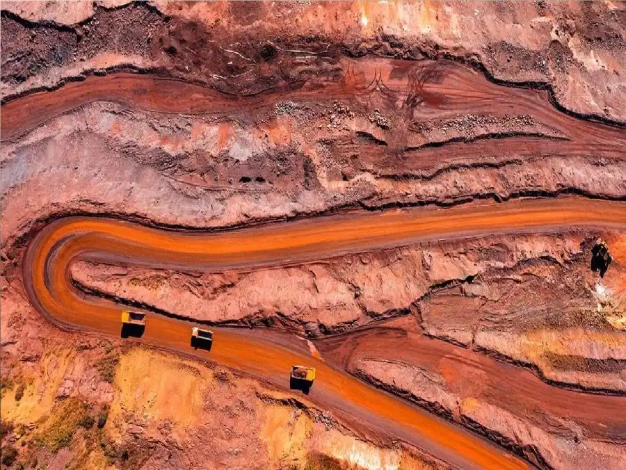 مدار الساعة,أخبار خفيفة ومنوعة