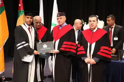 اللواء المعايطة يرعى حفل تخريج الفوج