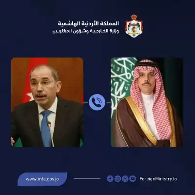 الصفدي لنظيره السعودي: تضامننا مطلق مع