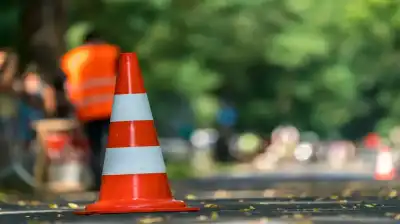 تحويلات مرورية في شارع الاستقلال لإزالة