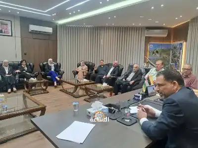 العلاونة يستقبل المهنئين بتعيينه رئيسا للجنة