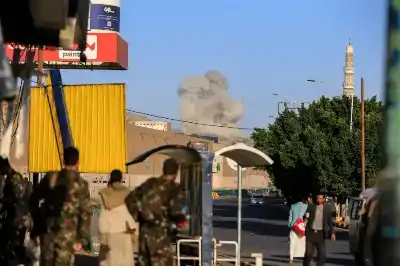 فجر اليمن يسترجع باب المندب