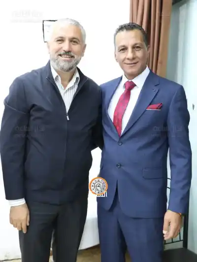 العنانزة يولمون بحصول ابنهم علي على