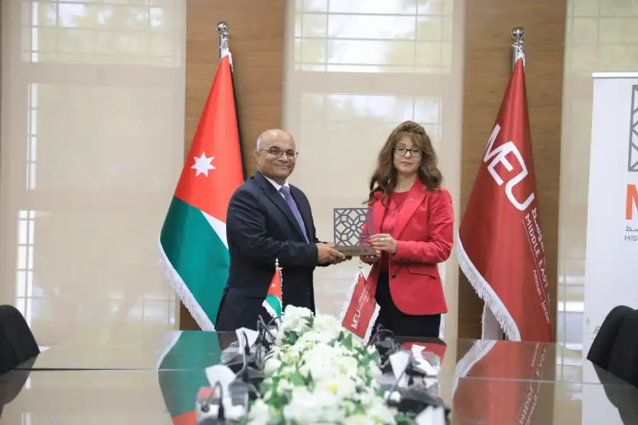 مدار الساعة,أخبار الجامعات الأردنية,جامعة الشرق الأوسط,نقابة الصحفيين الأردنيين,نقيب الصحفيين