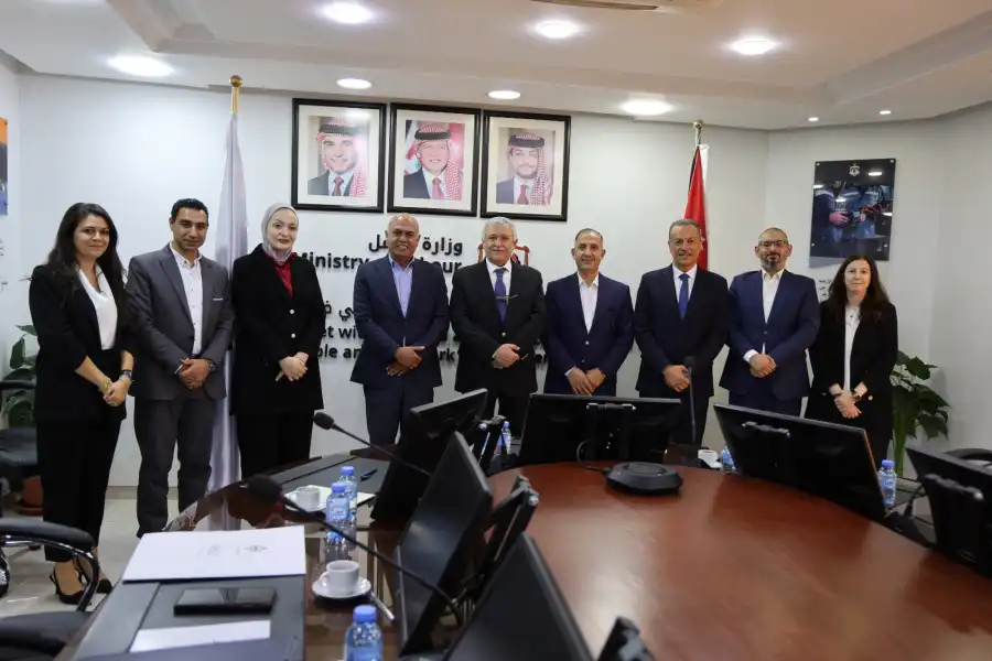 مدار الساعة,أخبار اقتصادية,وزير النقل,وزير العمل,وزارة العمل,التدريب المهني,الضمان الاجتماعي