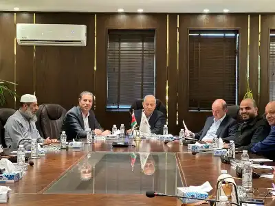 صناعة الأردن تبحث آثار منع بيع